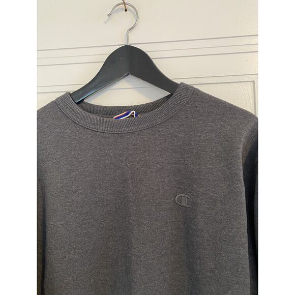 Champion Crewneck Sweatshirt Size Medium - Picture 2 of 5